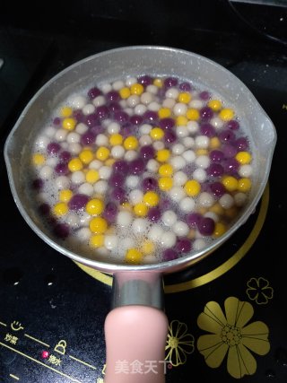 西米芋圆糖水的做法步骤：4