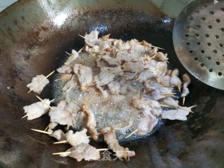 牙签肉的做法步骤：6