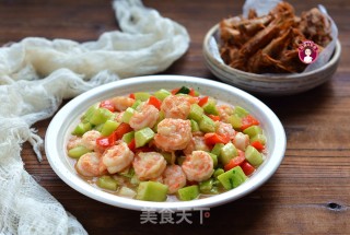黄瓜炒虾仁&炸虾头的做法步骤：14