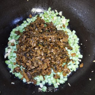 外婆菜炒豆角的做法步骤：6