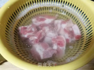 酸甜开胃～糖醋排骨的做法步骤：2
