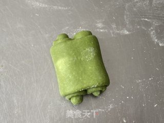 Q萌可爱的香兰叶牛奶卷，香味独特巨好吃！的做法步骤：9