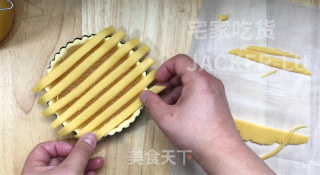 美味苹果酱派，一口下去，酥脆派皮，酸酸甜甜的果酱，超赞！的做法步骤：15