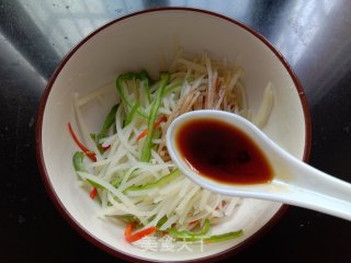 凉拌土豆丝的做法步骤：7