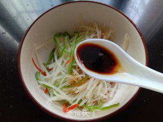 凉拌土豆丝的做法步骤：8