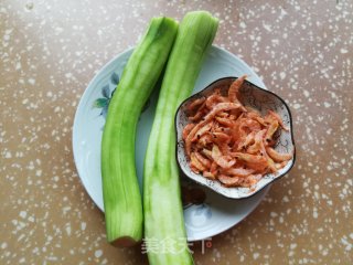 丝瓜鳞虾鸡蛋汤的做法步骤：2