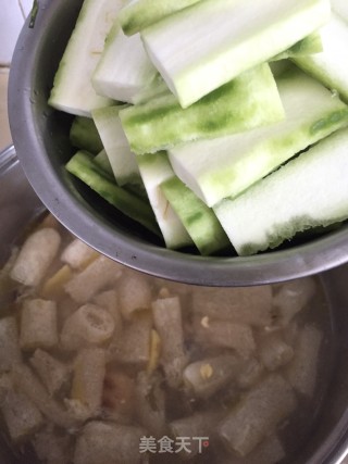 丝瓜竹荪鲮鱼丸汤的做法步骤：8