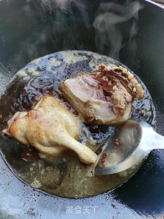 酸梅烧鸭子的做法步骤：6