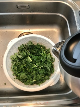 金枪鱼蔬菜沙拉的做法步骤：7