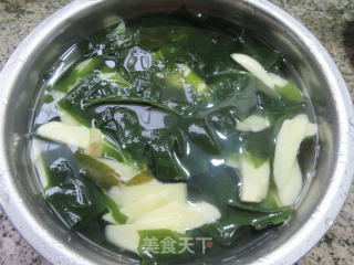 裙带菜拌茭白的做法步骤：6