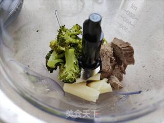 6个月宝宝辅食：西兰花山药牛肉泥的做法步骤：2