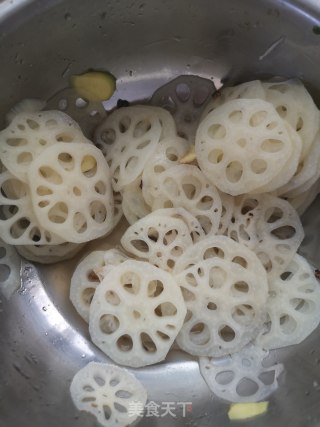 凉拌莲藕的做法步骤：6