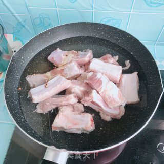 家常烧排骨的做法步骤：2