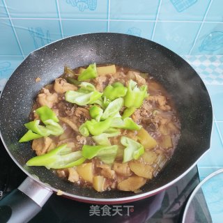 鸡块烧土豆的做法步骤：11
