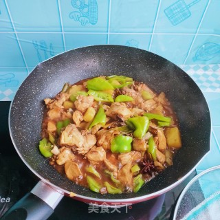 鸡块烧土豆的做法步骤：13