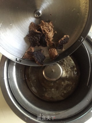 薏米玫瑰花茶的做法步骤：3