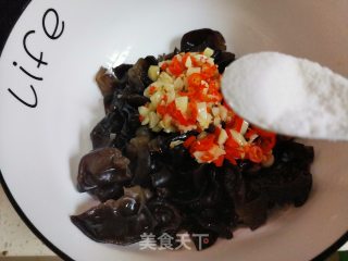 凉拌木耳的做法步骤：6