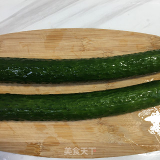 凉拌黄瓜的做法步骤：1