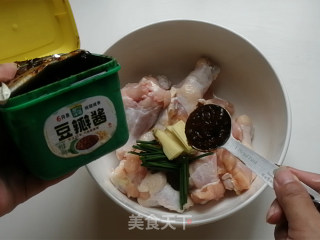 酥炸鸡翅根的做法步骤：4