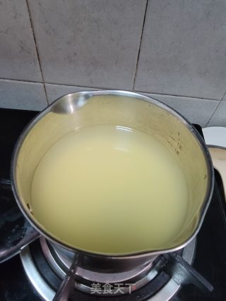 莲子南瓜小米粥的做法步骤：2