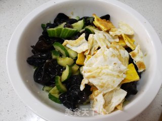 鸡蛋拌黄瓜木耳的做法步骤：12
