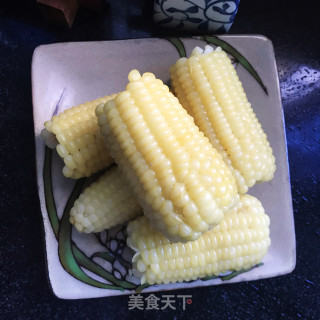 水煮粘玉米的做法步骤：7