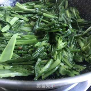 椒香油麦菜的做法步骤：7