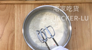 香蕉牛奶雪糕，制作超简单，甜甜蜜蜜，香蕉味十足，健康美味。的做法步骤：5