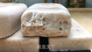 香蕉牛奶雪糕，制作超简单，甜甜蜜蜜，香蕉味十足，健康美味。的做法步骤：10