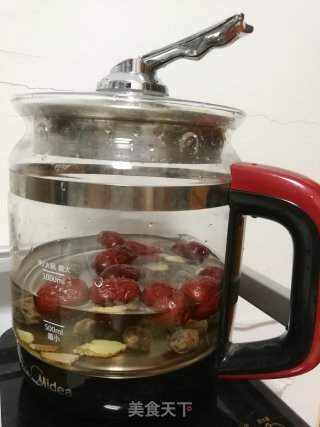 桂圆姜枣茶的做法步骤：2
