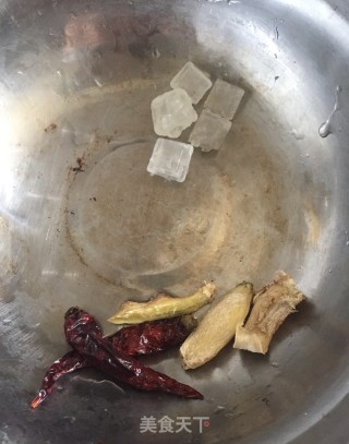 排骨焖元菇的做法步骤：2