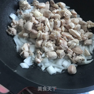 咖喱土豆鸡肉饭的做法步骤：7