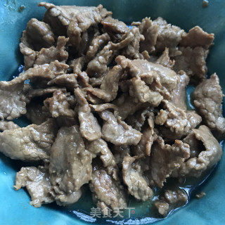 牛肉时蔬炒面皮的做法步骤：10