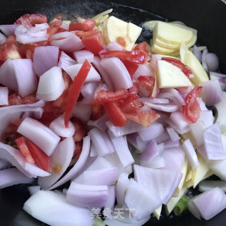 牛肉时蔬炒面皮的做法步骤：12
