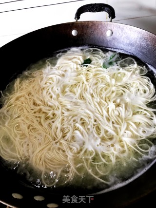 元宝家的重庆凉面的做法步骤：1