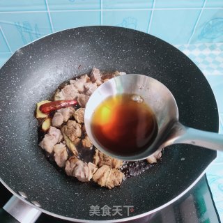 家常炖牛腩的做法步骤：10