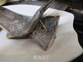 清蒸‘立’鱼的做法步骤：4