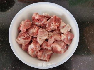 蒜香排骨的做法步骤：1