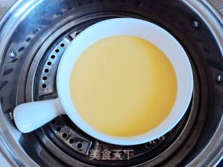 咖喱牛肉鸡蛋羹的做法步骤：5