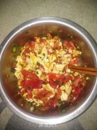 网红番茄鸡蛋水饺的做法步骤：11
