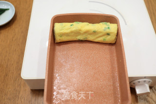 快手美味早餐之秋葵厚蛋烧&大虾青菜面的做法步骤：8