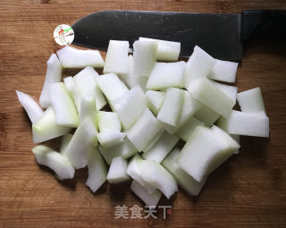 黑椒牛肉烩冬瓜的做法步骤：2