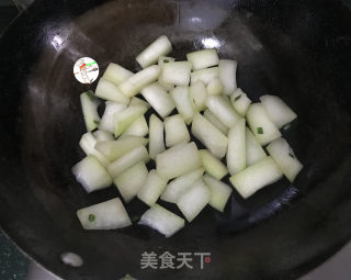 黑椒牛肉烩冬瓜的做法步骤：4