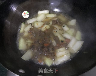 黑椒牛肉烩冬瓜的做法步骤：7