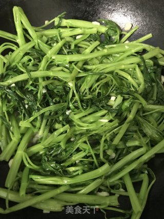 黄豆酱炒通菜的做法步骤：4