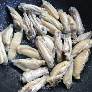 豆豉焖鸡翅的做法步骤：5