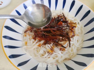 香香的葱油面的做法步骤：9