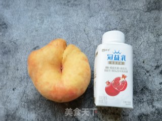 蟠桃麦片酸奶杯的做法步骤：1