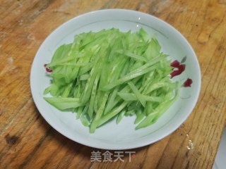 家常大冷面的做法步骤：2