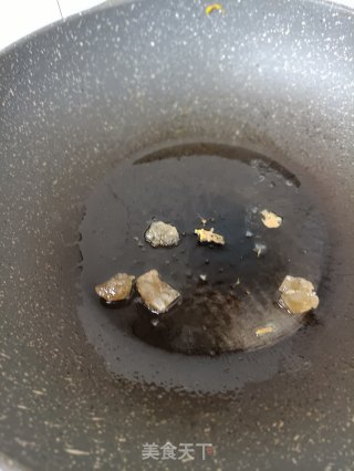 排骨花肉烧笋干的做法步骤：12